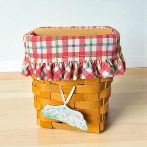 Vintage 1998 Longaberger Basket – Plaid Ruffle Liner, Divider, Bunny Tie-On